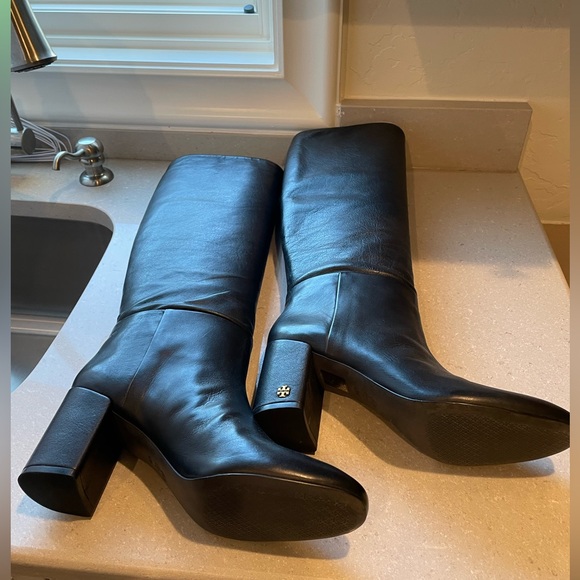 Tory Burch Brooke Slouchy 75mm Boots - Picture 9 of 13